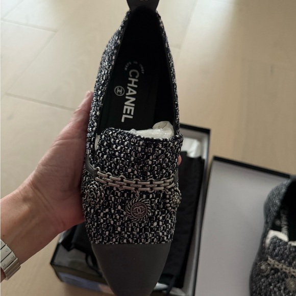 Authentic Pre-owned Chanel flat shoes size EUR 36 - Picture 2 of 8